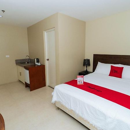 Hotel Reddoorz Near Osmena Highway 1 Makati City Esterno foto